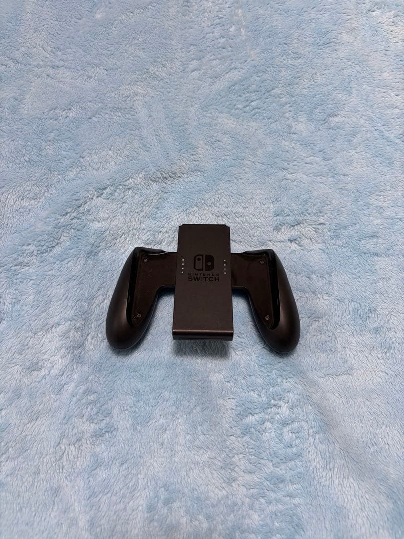 中古品 Nintendo Switch 本体 Joy-Con付き