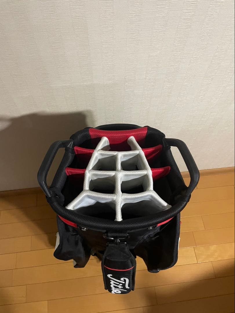 Titleist キャディバッグ 14分割フルセパレート黒/白/赤