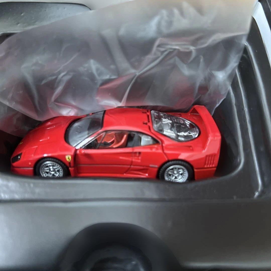 B*m様 トミカリミテッド　ビンテージNEO F40 フェラーリ　レッド　トミー