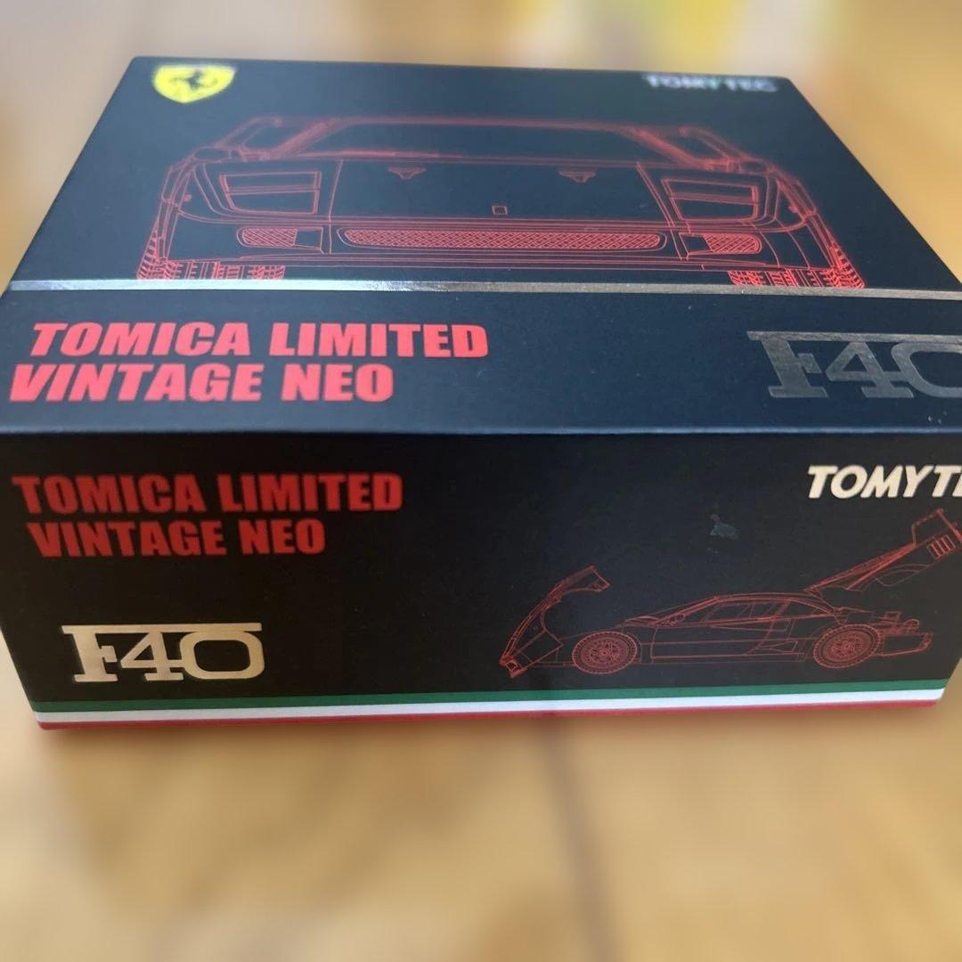 B*m様 トミカリミテッド　ビンテージNEO F40 フェラーリ　レッド　トミー