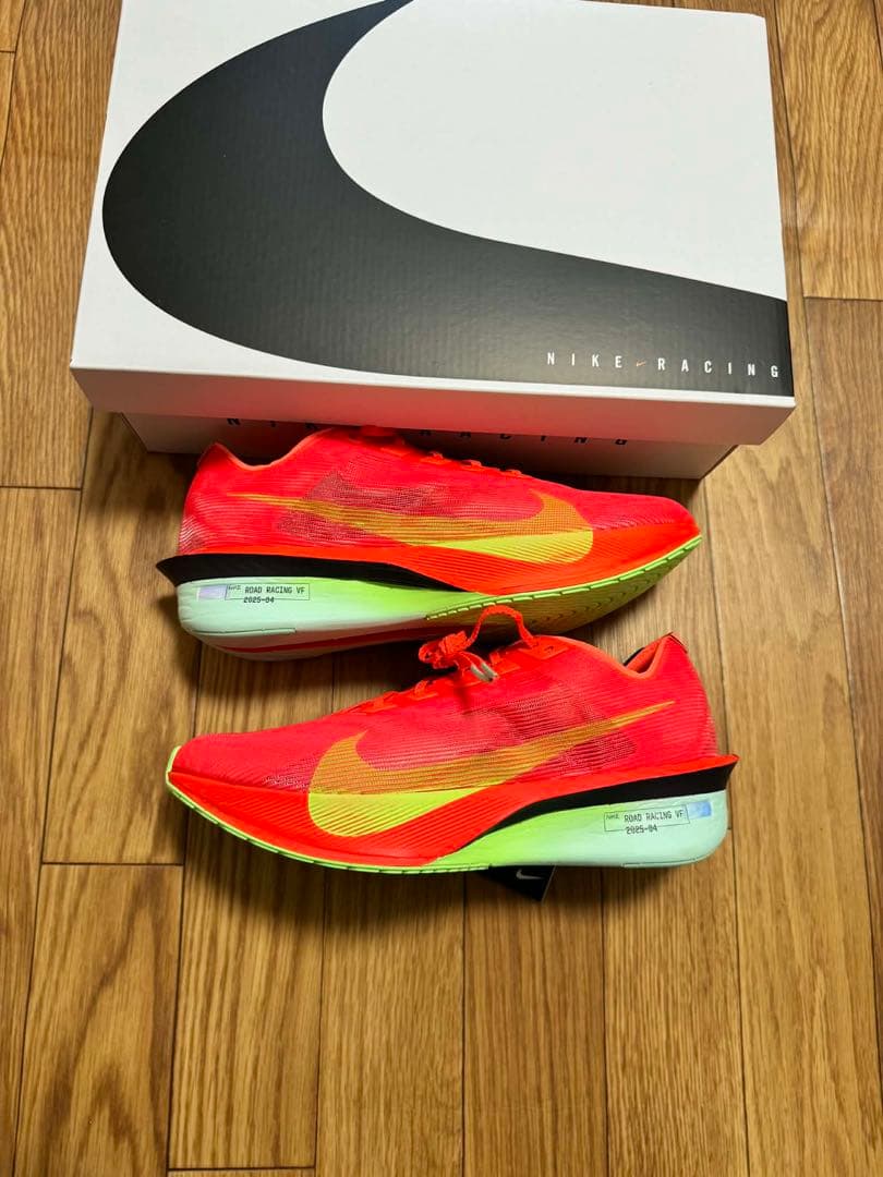 ナイキ　ヴェイパーフライ4 27,5cm