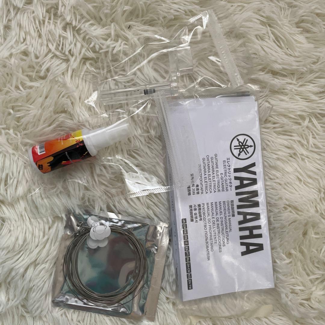 YAMAHA PACIFICA PAC012 ホワイト エレキギター