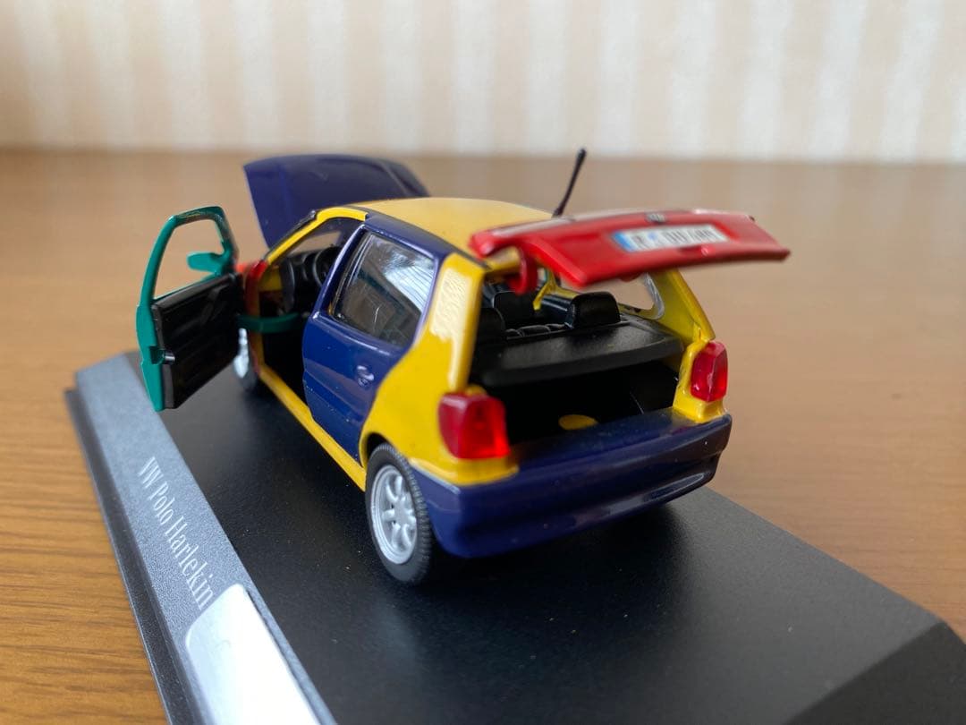 VW Polo Harlekin ミニカー ケース&箱付き