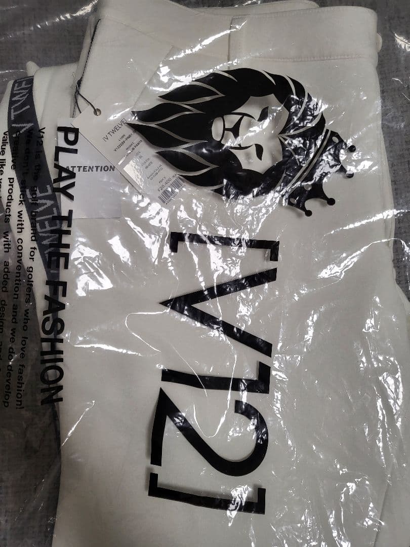 ラスト１枚　新品❗V12　パンツ　TAPELIB PANTS