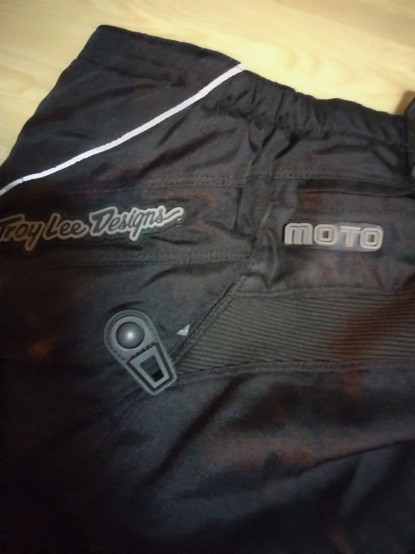 MTB BMX モトクロス　レーサー　トロイリーデザイン　プロテクター　膝　肘