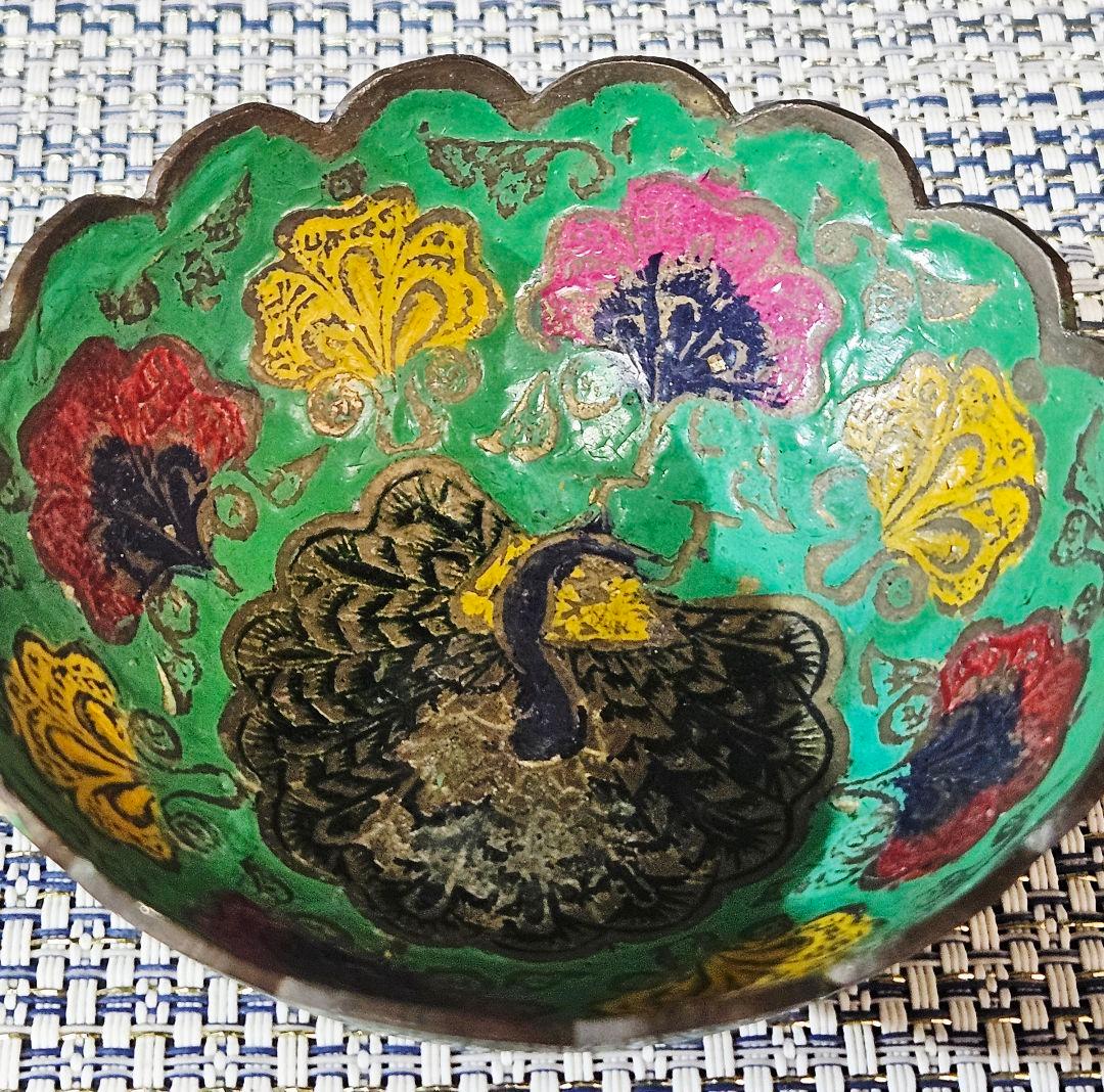 中国古美術　清朝 清代　古七宝　緑地彩色　孔雀に花図　盃　ぐい呑　酒杯　酒器