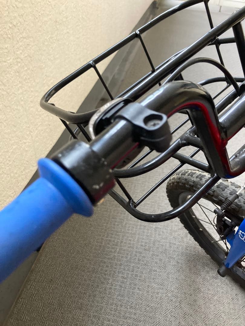 ヨツバサイクル　18インチ　［引取り限定]