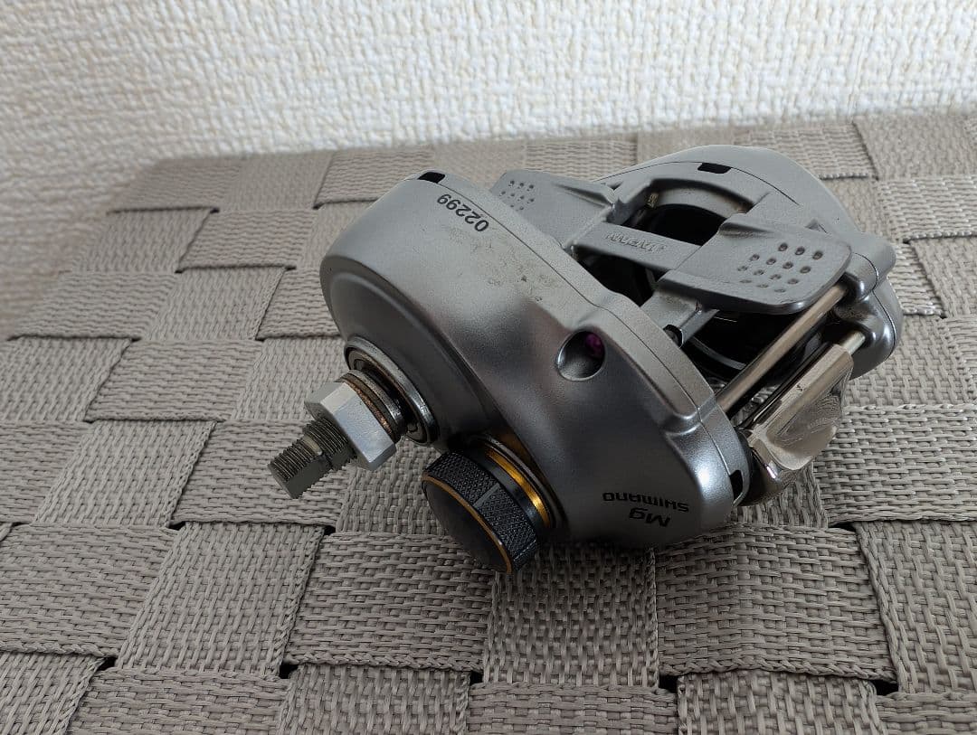 シマノ　09アルデバランMG　ノーマルギア　右ハンドル　ジャンク