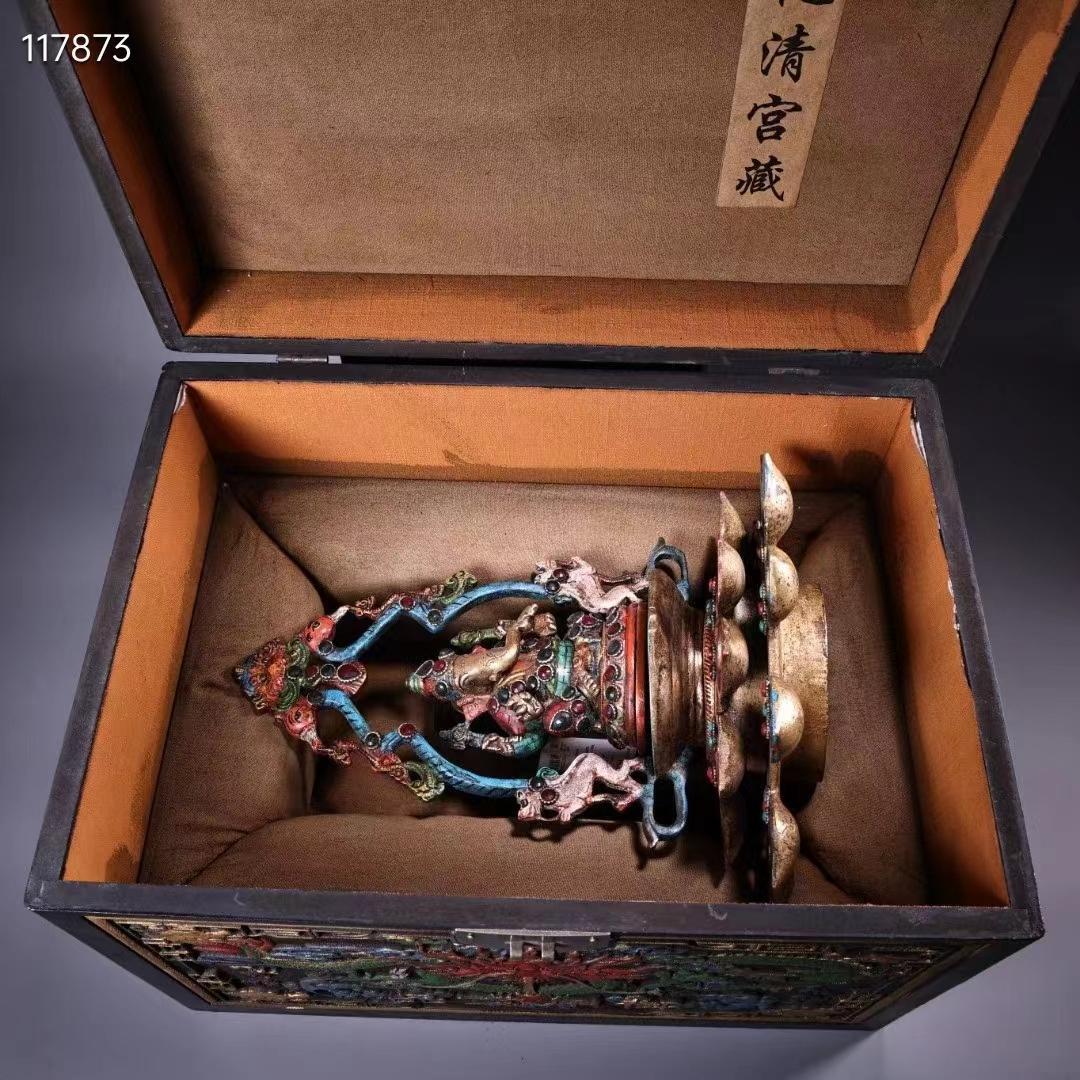 中国古美術・旧蔵象の鼻の富貴神の蓮の花油灯・純銅・蔵伝工芸・宝石彩絵描金・木箱付