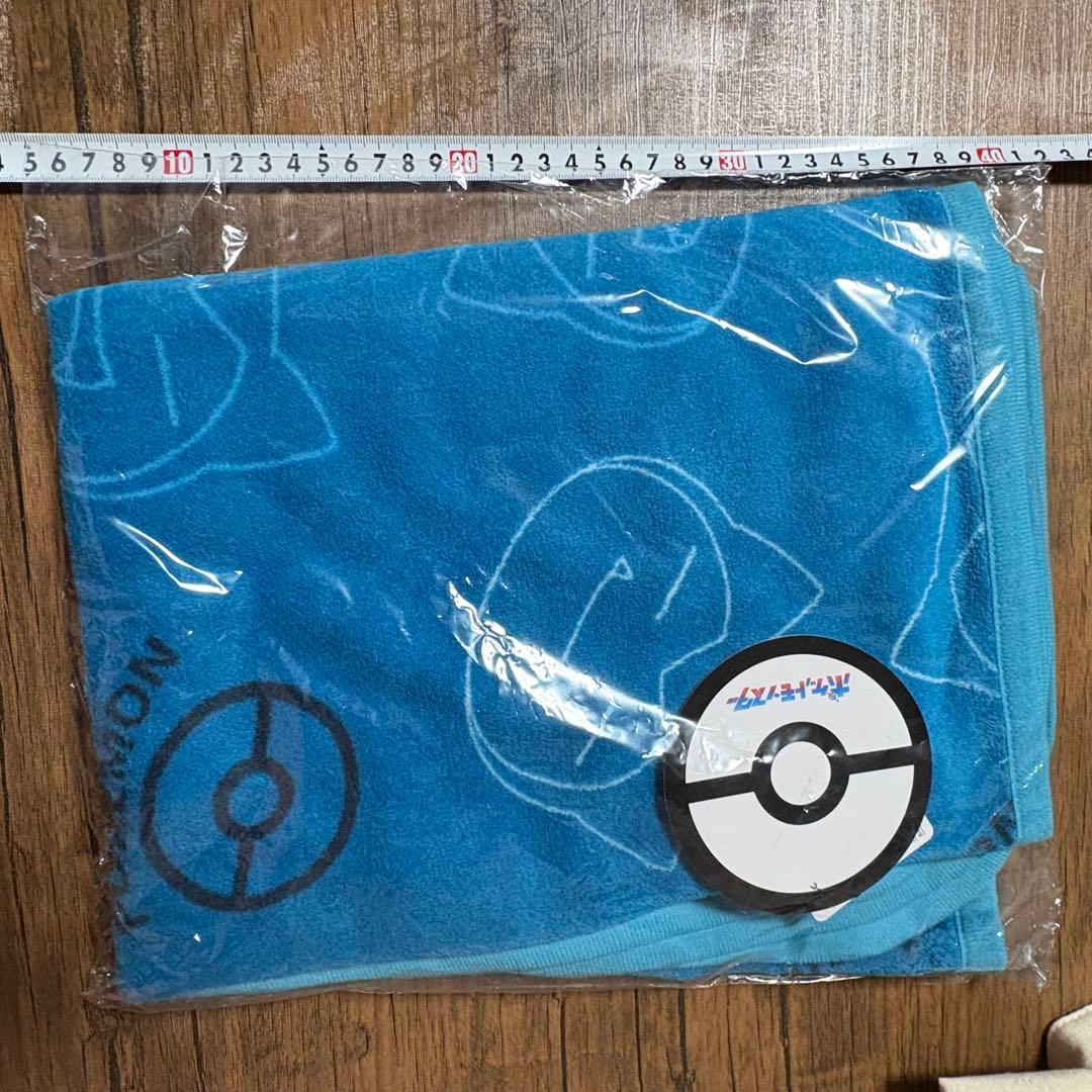 ポケットモンスター　カビゴンポーチ、トートバッグ、ブランケット、ぬいぐるみセット