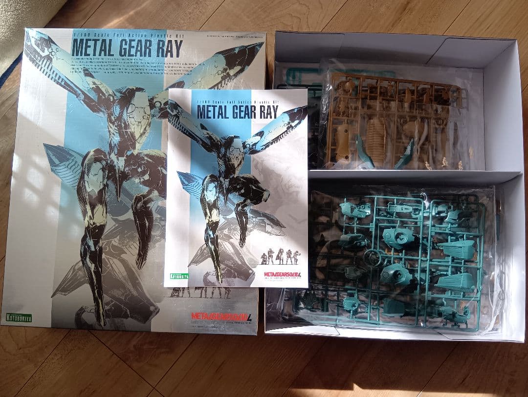 新品未開封品　コトブキヤ メタルギアRAY プラモデル