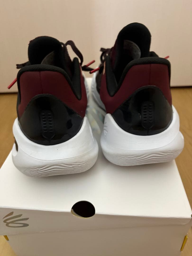 Curry11 バスケットボールシューズ ブラック 28cm