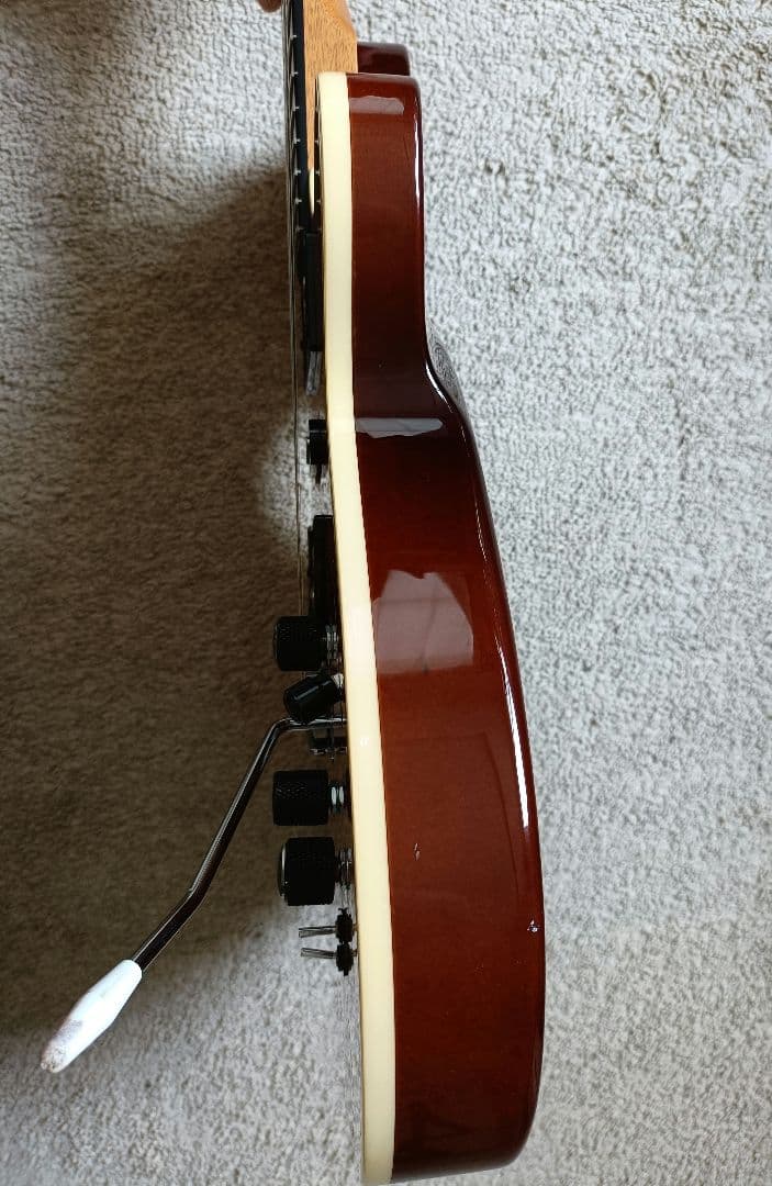godin xtSA Koa フィギュアドコアトップ