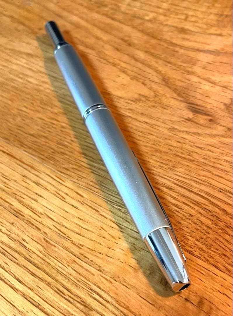 PILOT パイロット 万年筆 キャップレス デシモ シルバー