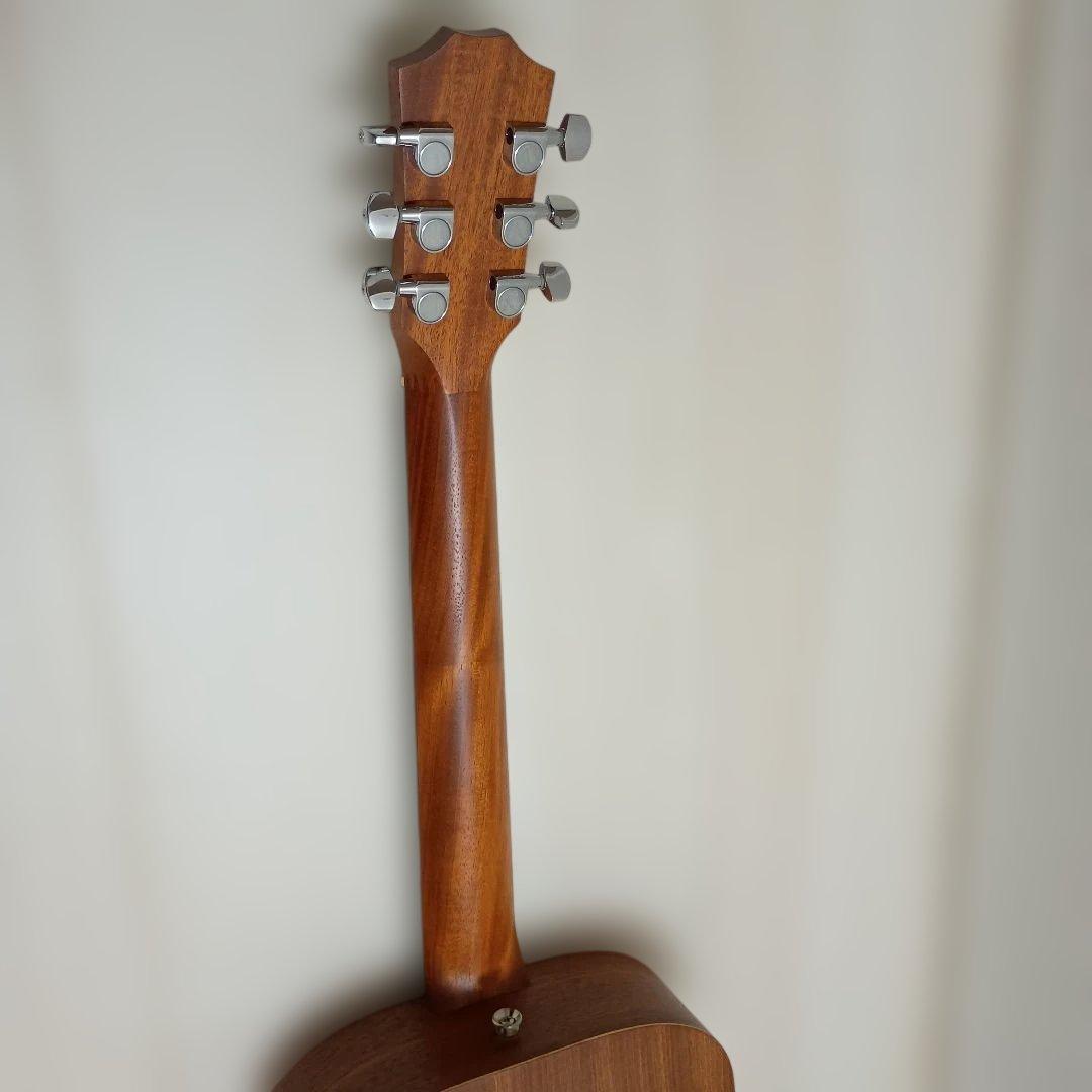 Taylor Baby 305-M アコースティックギター