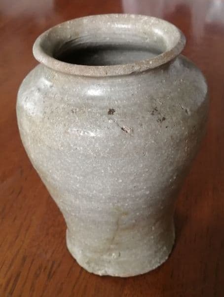 高麗　青磁壺