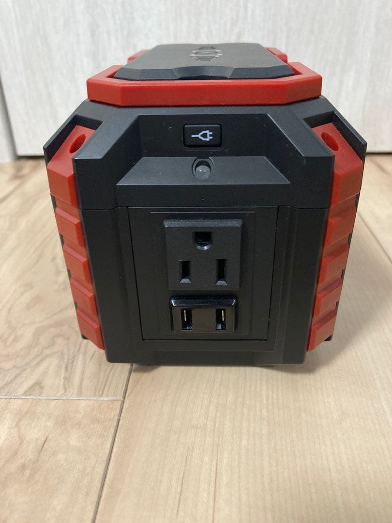 suaoki ポータブル電源 USBポート3つ