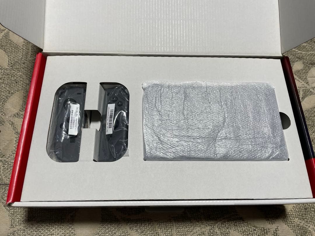 ニンテンドースイッチ　本体　グレー Nintendo Switch
