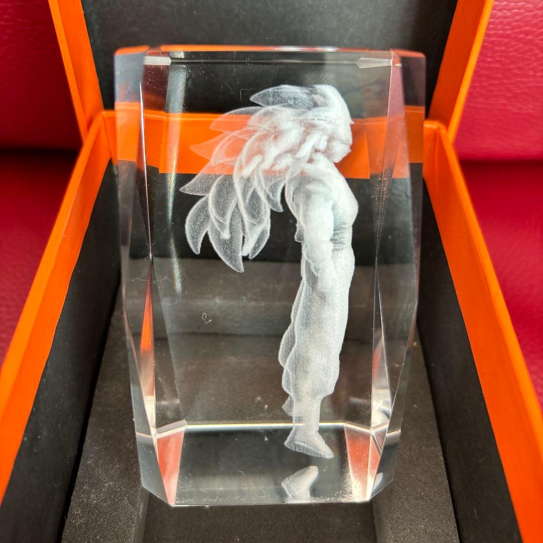 新品未使用・鳥山明・ドラゴンボールＺ[スーパーサイヤ人孫悟空・3Dクリスタル]