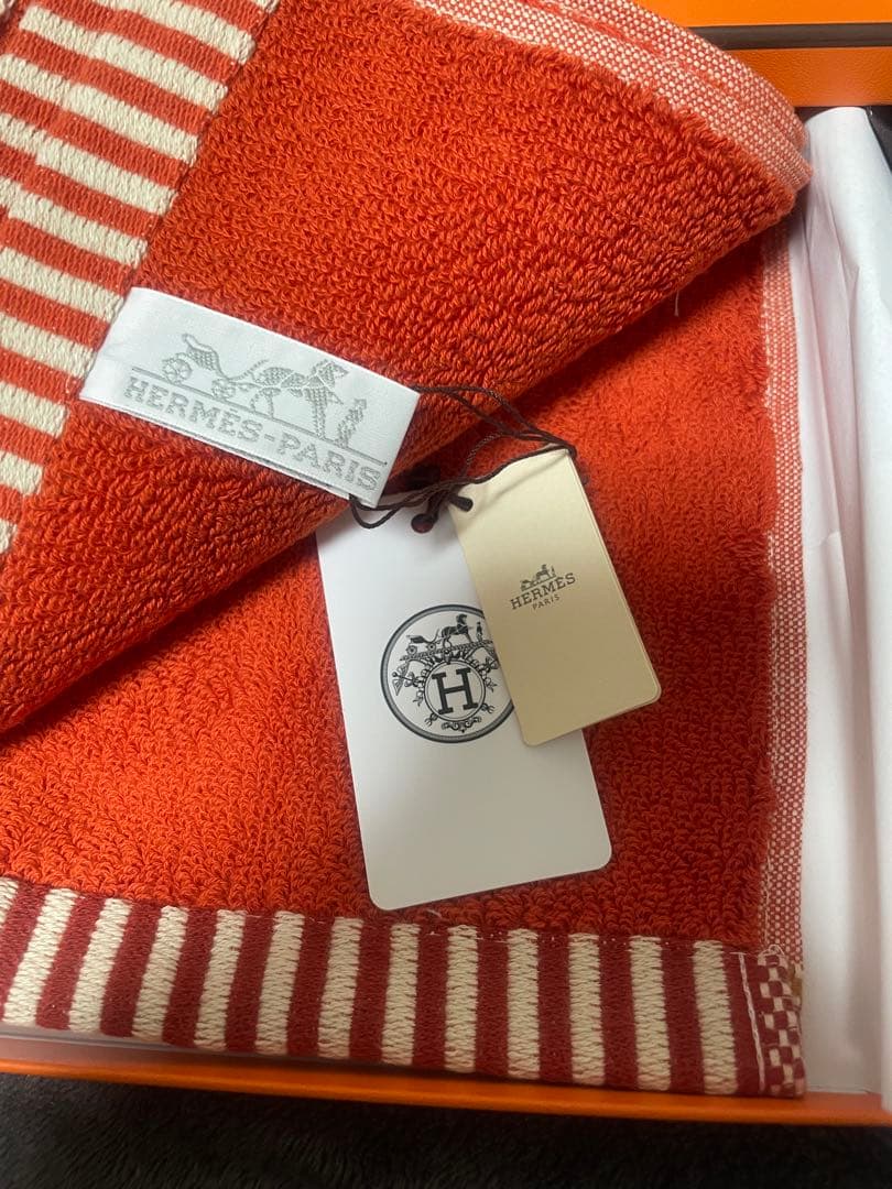 エルメス　ハンドタオル　新品未使用タグ付き