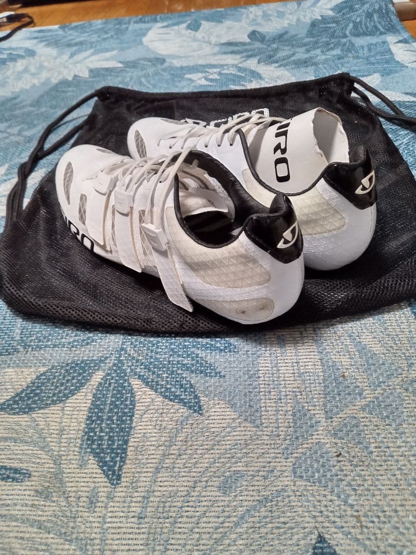 GIRO PROLIGHT TECHLACE 42 美品 超軽量155グラム