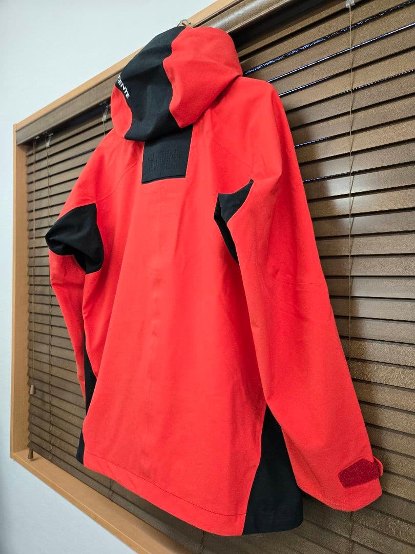 美品 デサントスキーウェア シェルジャケット ジオパンツ DESCENTE