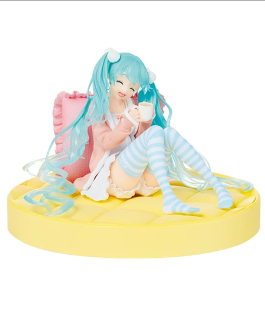 タイクレ限定　初音ミクフィギュア　5種セット！
