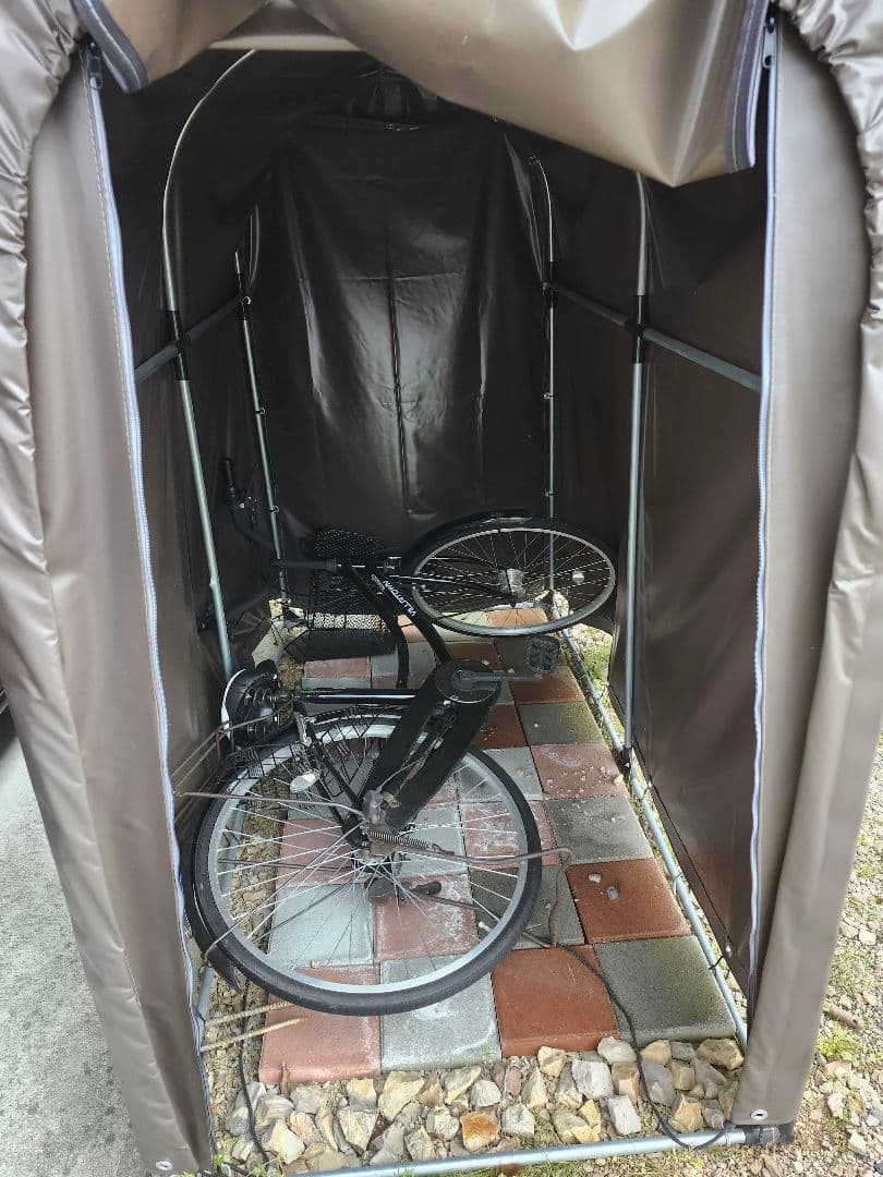 引取限定　南栄工業 サイクルハウス 2台用　中古
