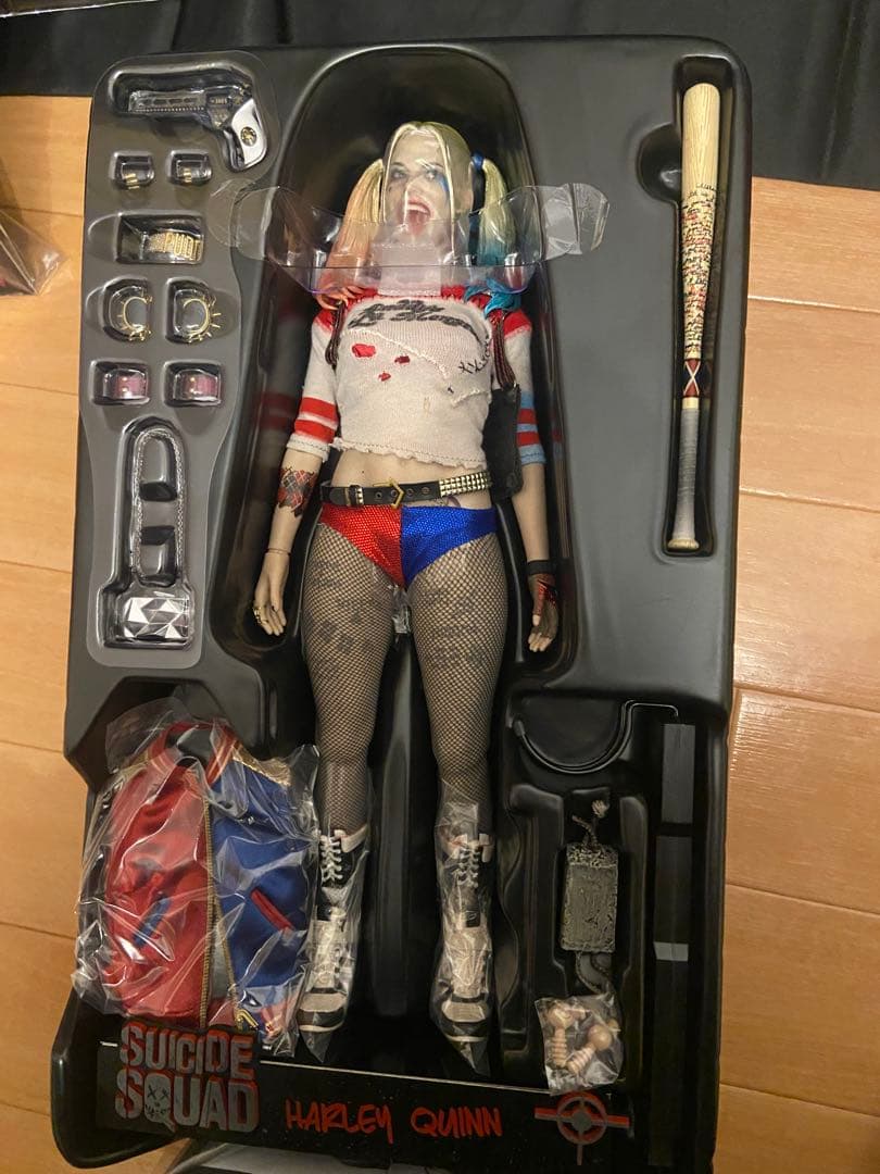 未使用 ホットトイズ ハーレイ・クイン DC ムービーマスターピース 1/6