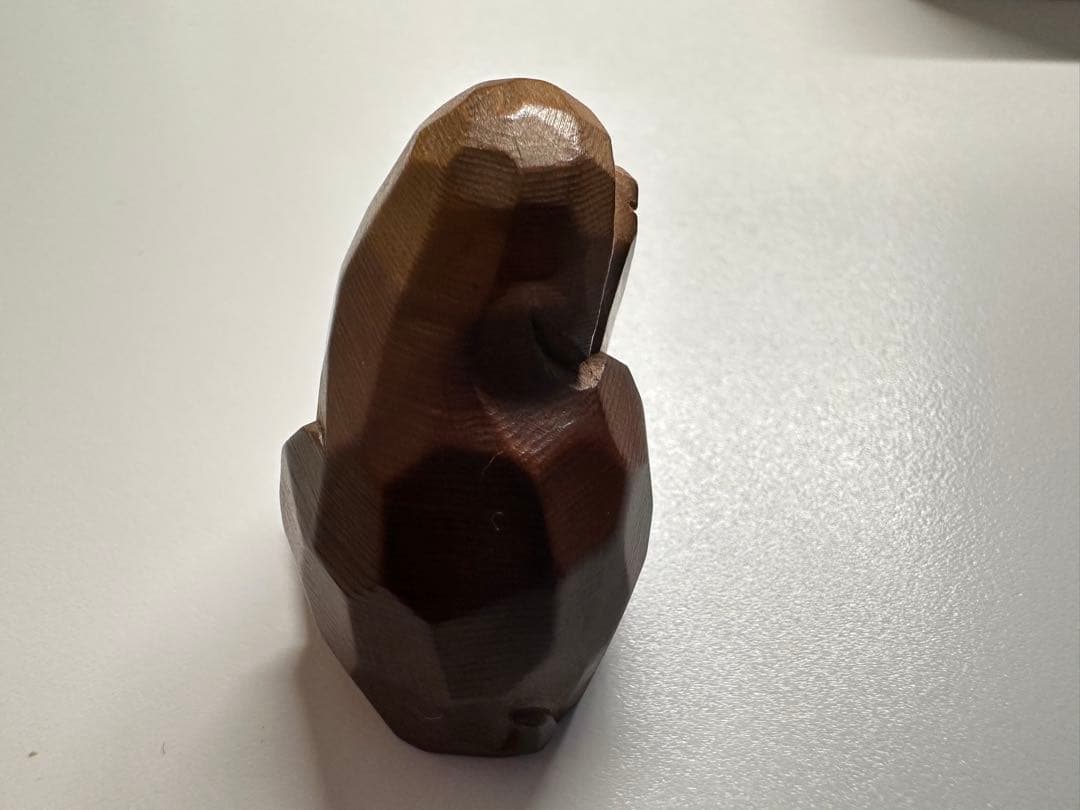 犬の根付(netsuke) 多面体　木製　江戸時代