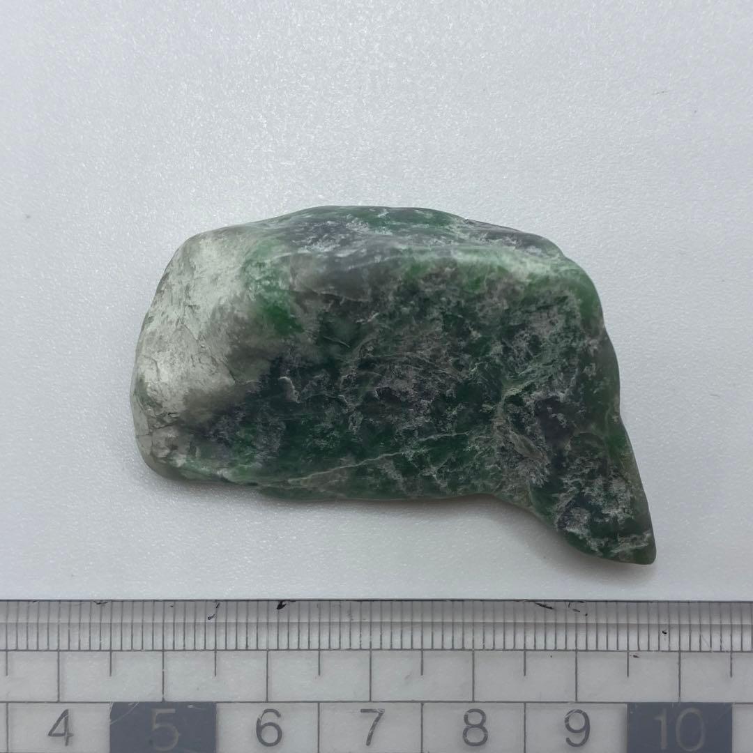 【G096】糸魚川産　翡翠　37g　天然石　原石　ヒスイ　パワーストーン　素材