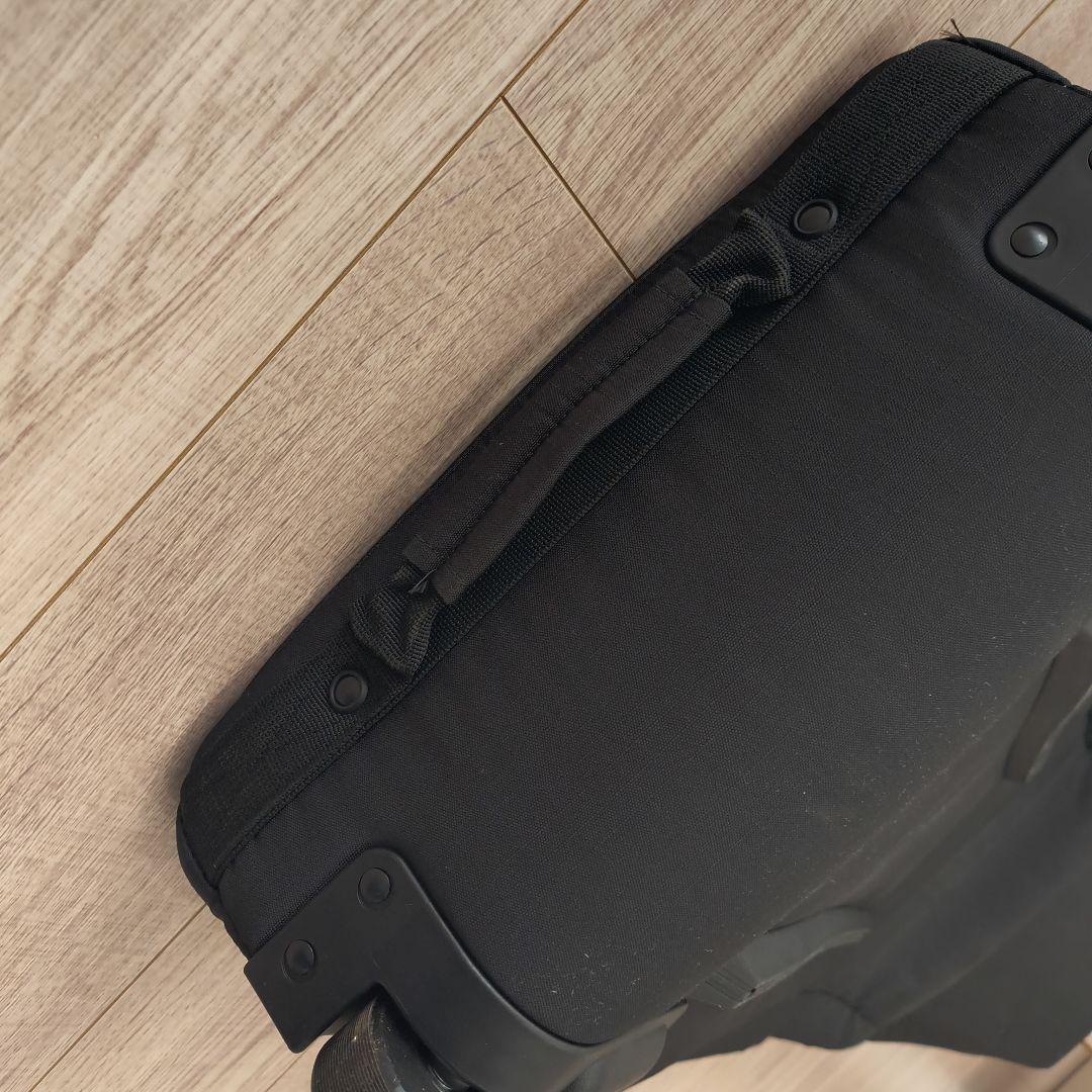 新品■LINEライン■スキーバッグ　ローラー付き