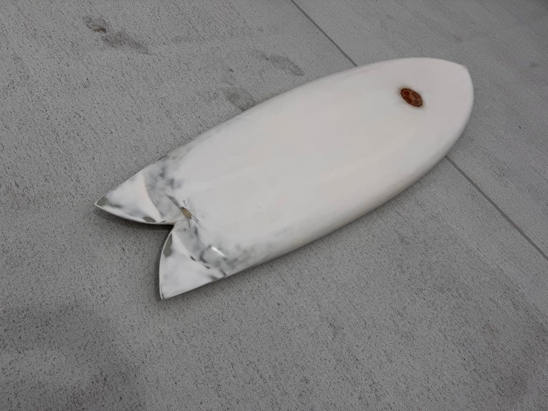 配送可送料無料　 xenosurfboard フレックステール　フィッシュ