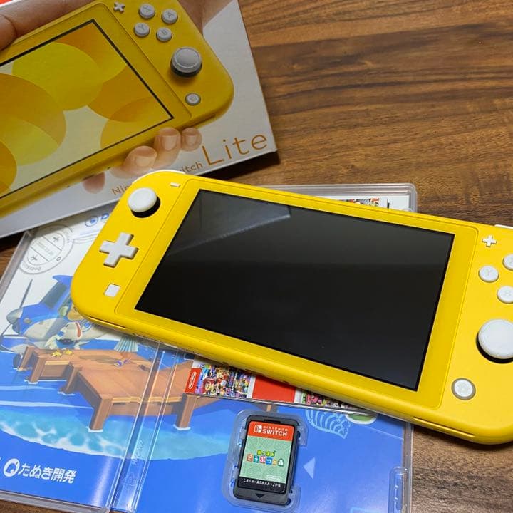 Nintendo Switch Lite スイッチライト あつまれどうぶつの森