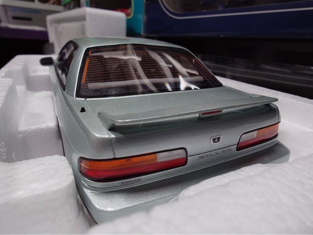 Nissan Silvia S13 1:18 スケールモデル