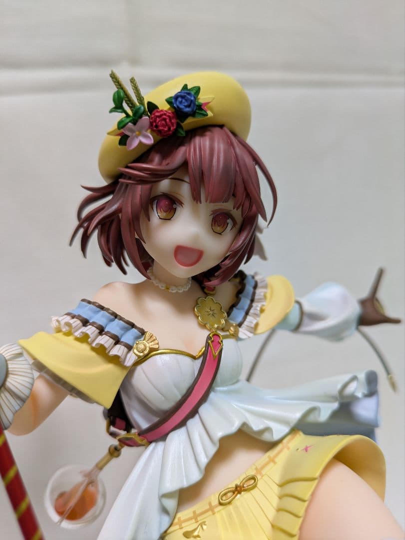 ソフィー フィギュア