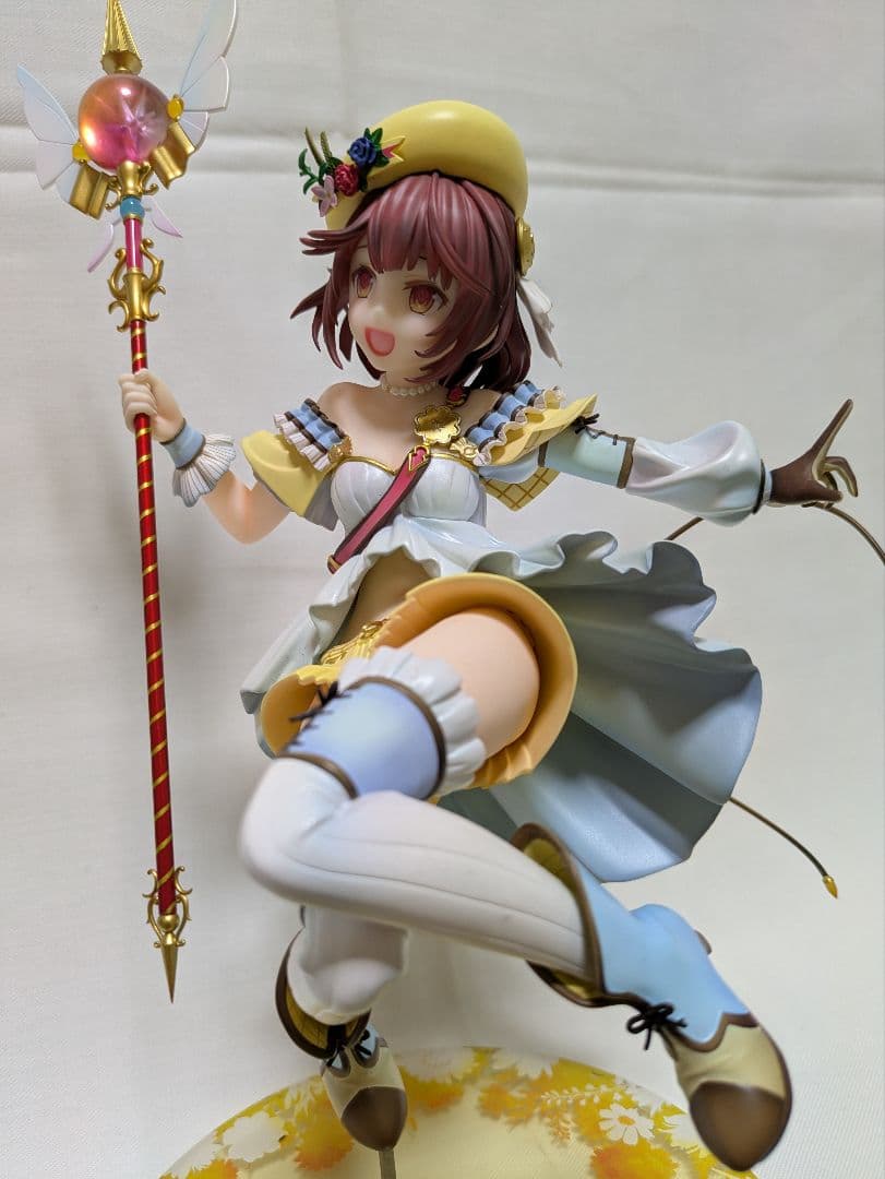 ソフィー フィギュア