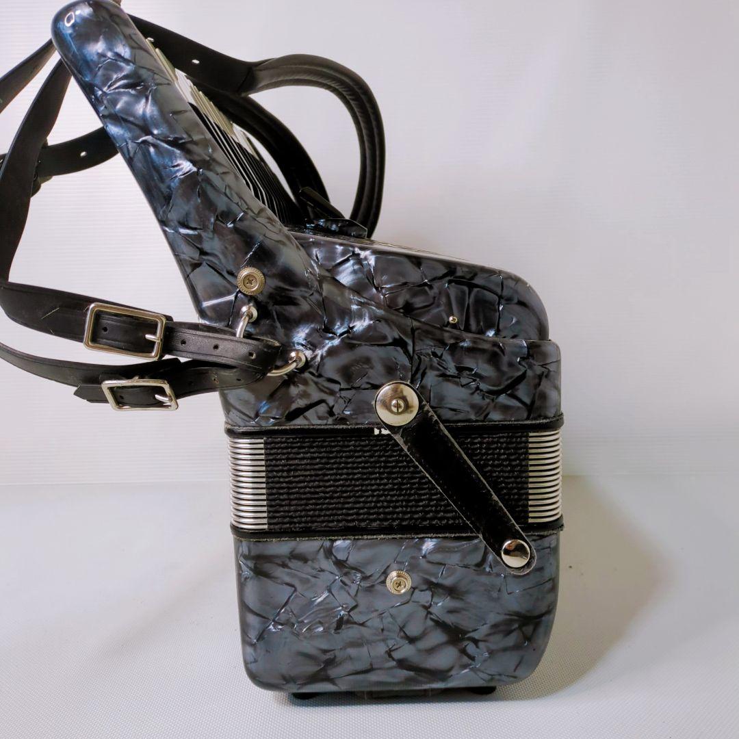 TOMBO GRANDAILE GT-60 アコーディオン　ケース付き トンボ