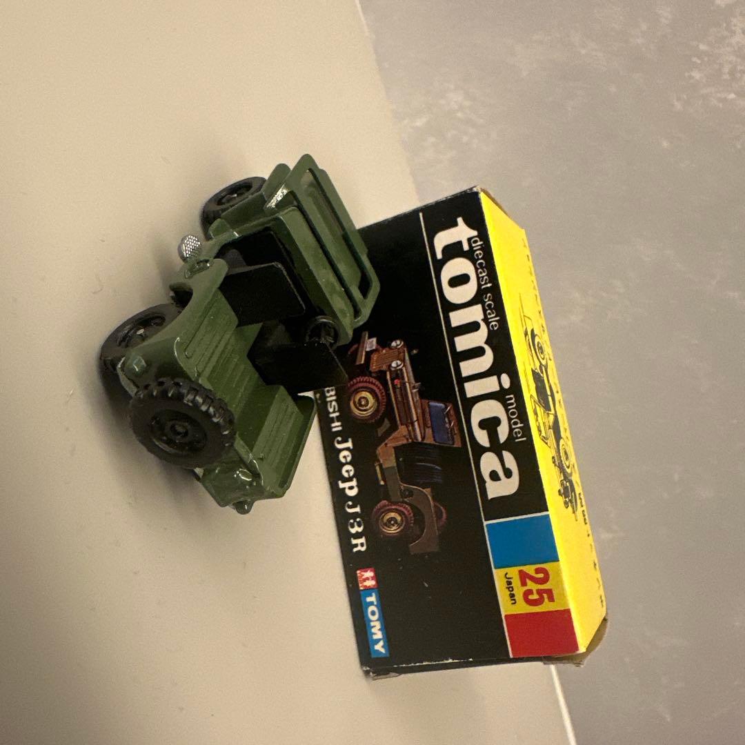 トミカ tomica 三菱ジープJ3Rミニカー 年代物　希少　レトロ玩具