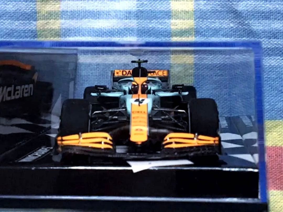 ミニチャンプス 1/43 マクラーレンMCL35M ノリス モナコGP特別カラー