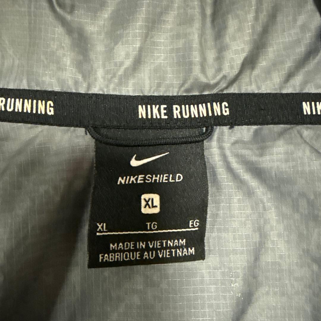ナイキ　ランニング　NIKE running デジタル迷彩　ナイロンジャケット