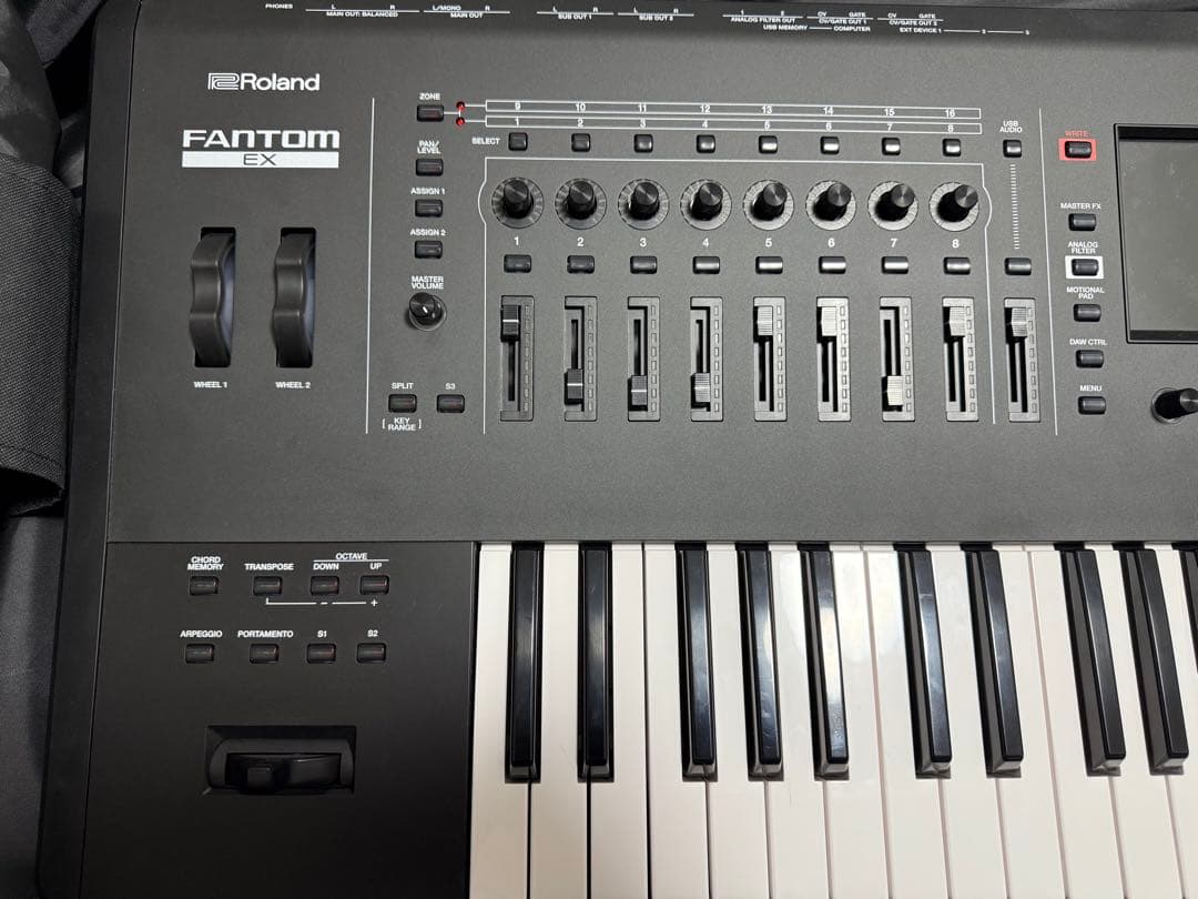 美品 Roland FANTOM-6EX ケース付き