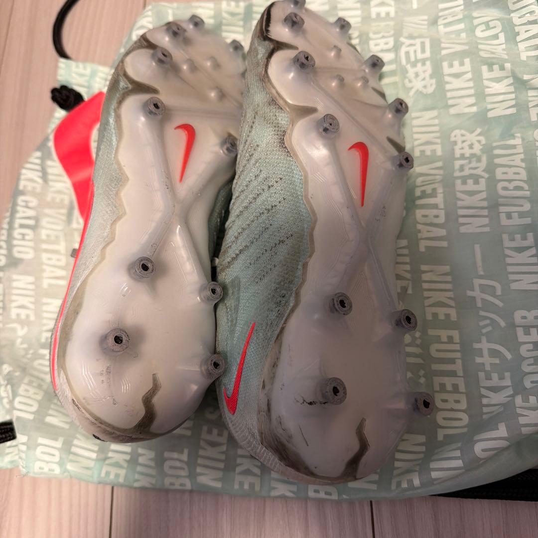 Nike ファントムGX2 AG-PRO 26cm