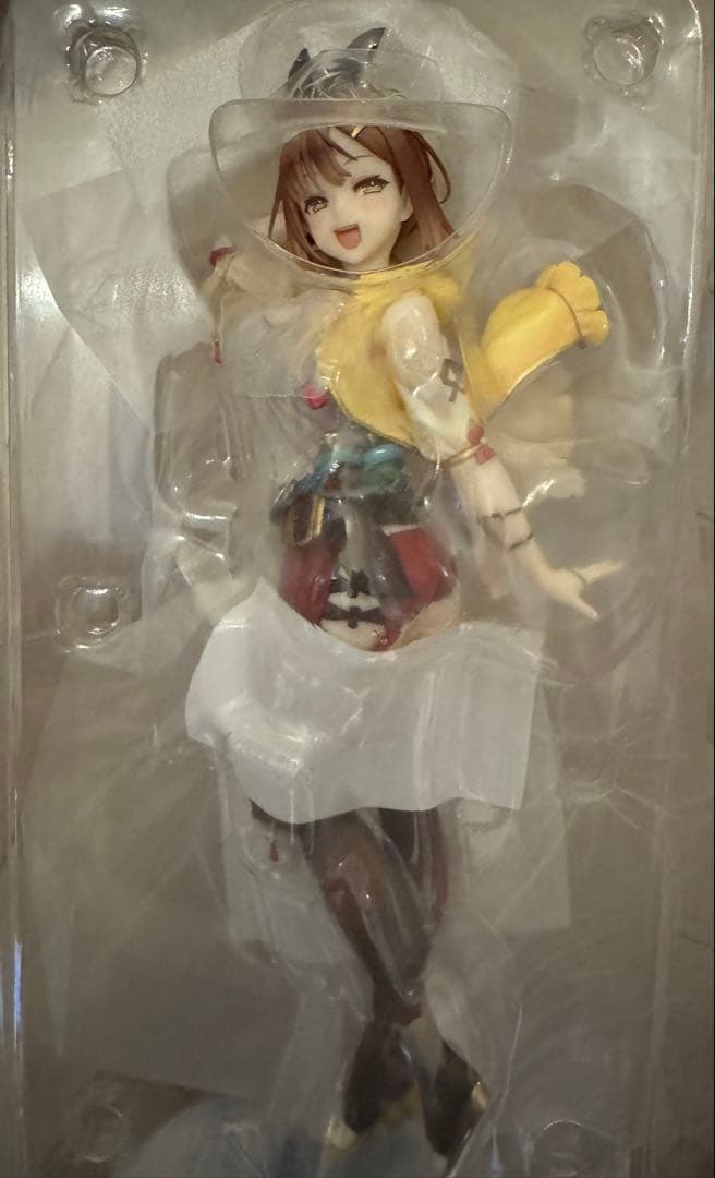 アルター　ライザ　フィギュア