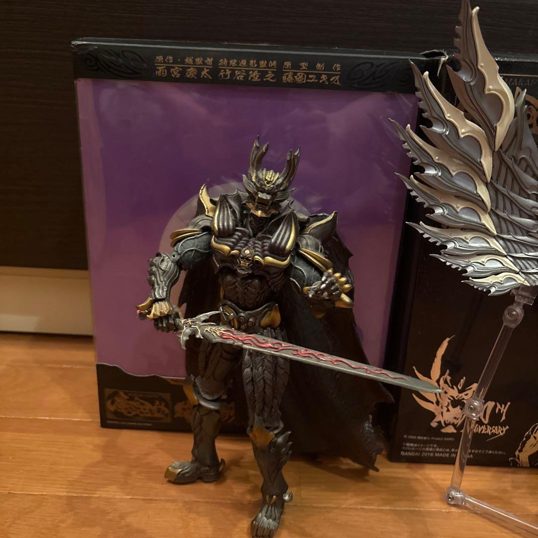魂ウェブ　牙狼フィギュア　銀牙騎士ゼロ　暗黒騎士キバ　箱あり　最終値下げ