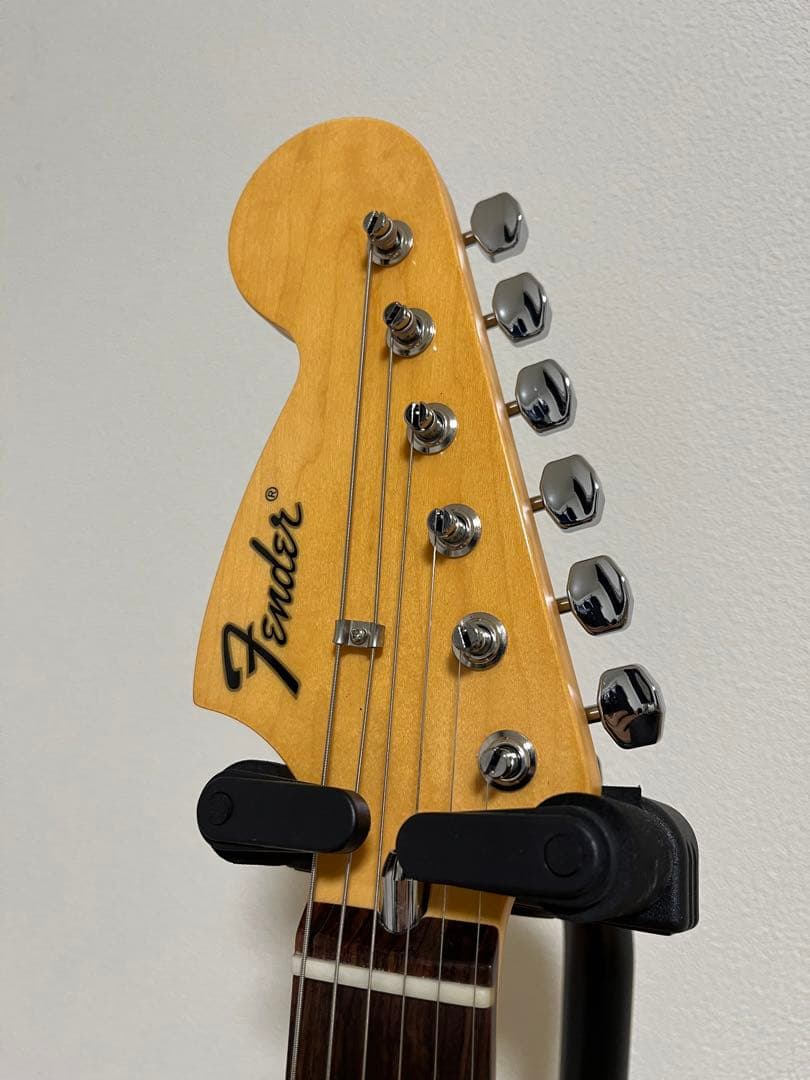 ギター Fender Mustang Limited Run Reverse Head