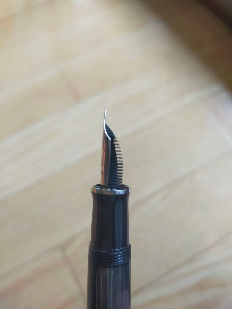 ペリカン万年筆　スーベレーン　M405 EFニブ