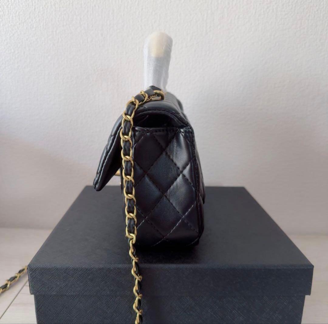 CHANEL ロゴハンドル キルティング ショルダーバッグ ノベルティ 訳あり