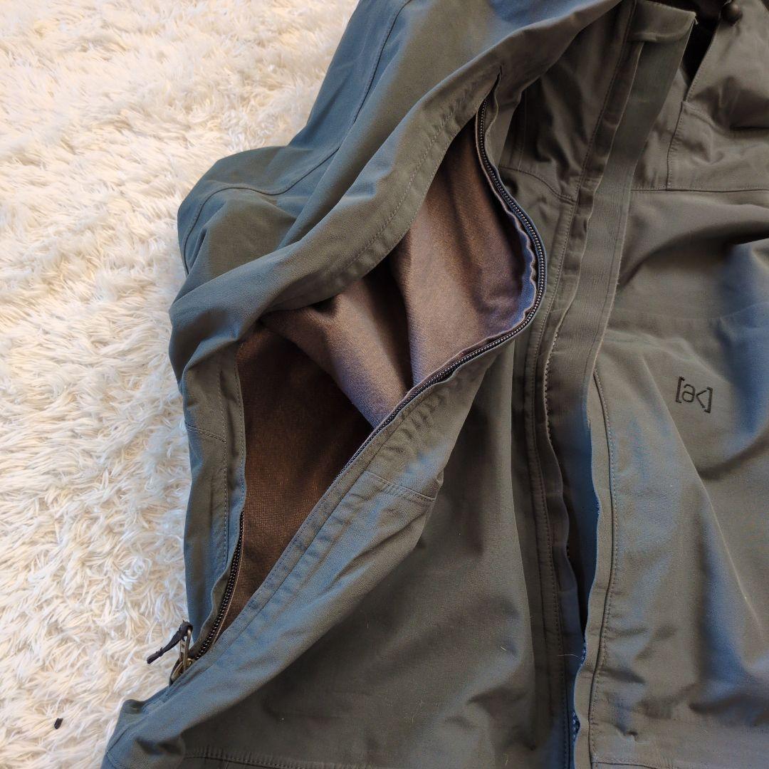 Burton ak　GORE-TEX 　 ジャケット M　カーキ