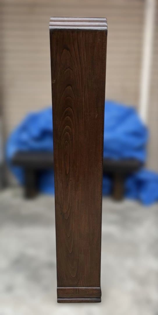 アンティーク　ヴィンテージ　家具　キャビネット　本棚　ブックケース　彫刻　木製